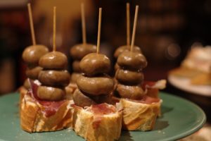 cuanto-cuesta-comida-tapas-pinchos-salamanca-espana